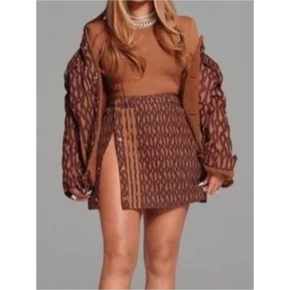 Adidas x Ivy Park Patterned Brown Cargo Mini Skirt with Front Snap Detail Small